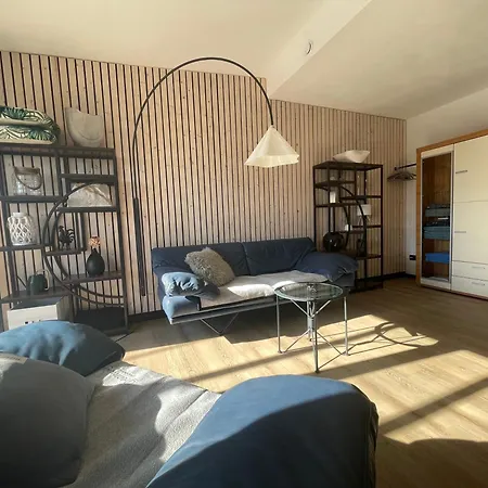 Family Guenzburg - 15 Minuten Zum Legoland, Wlan Und Kostenloser Parkplatz Apartment